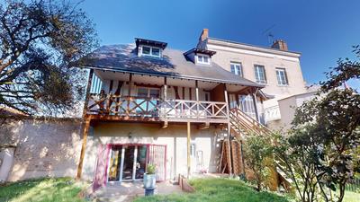 Maison - 120 m² - 5 pièces