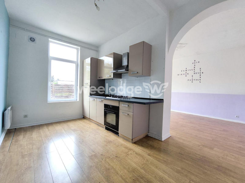 Maison - 85 m² - 4 pièces