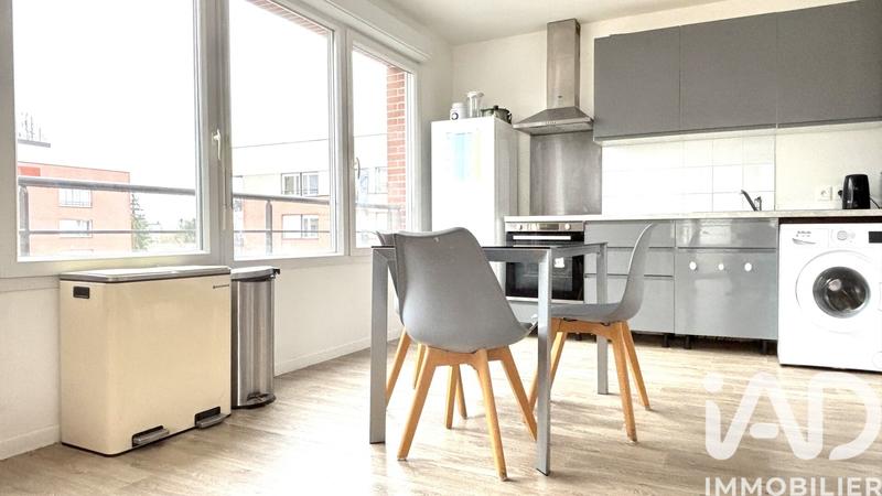 Appartement - 95 m² - 5 pièces