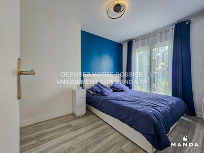 Chambre - 14 m² - 5 pièces