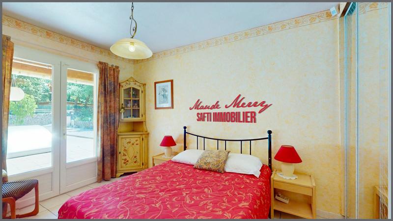 Maison - 160 m² - 7 pièces