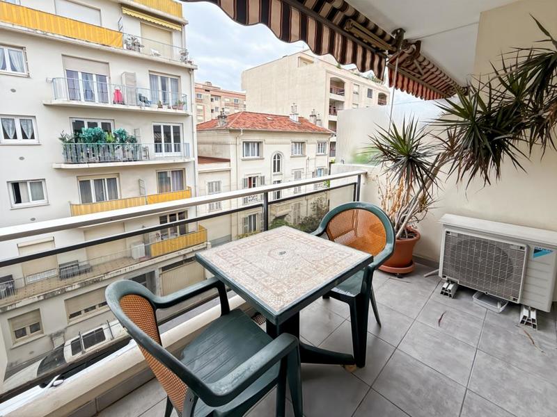 Studio - 34 m² - 1 pièce