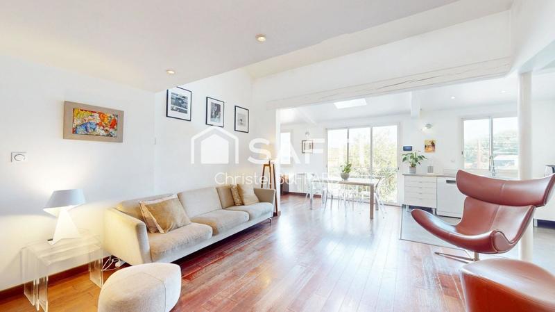 Maison - 123 m² - 5 pièces