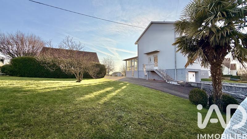 Maison - 121 m² - 5 pièces