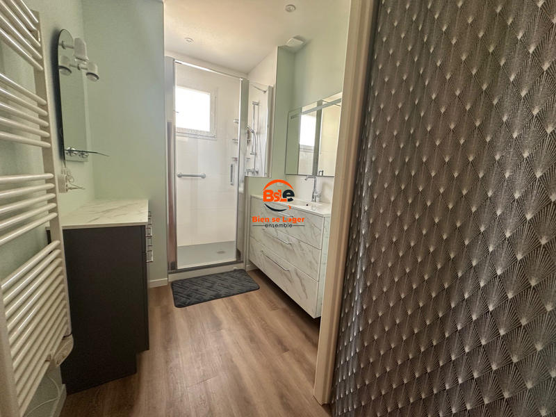 Maison - 105 m² - 6 pièces