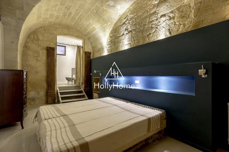 Appartement ancien - 126 m² - 4 pièces