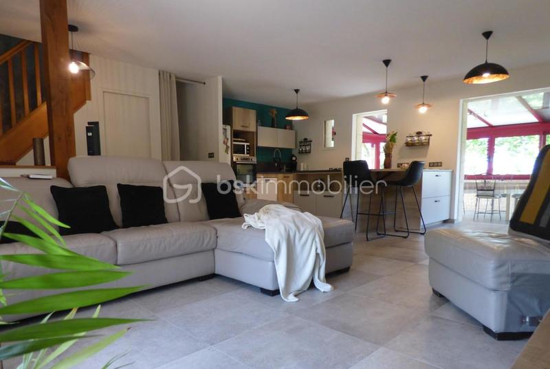 Maison traditionnelle - 126 m² - 7 pièces