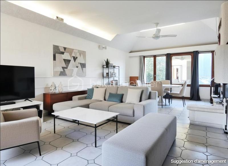 Maison - 120 m² - 6 pièces