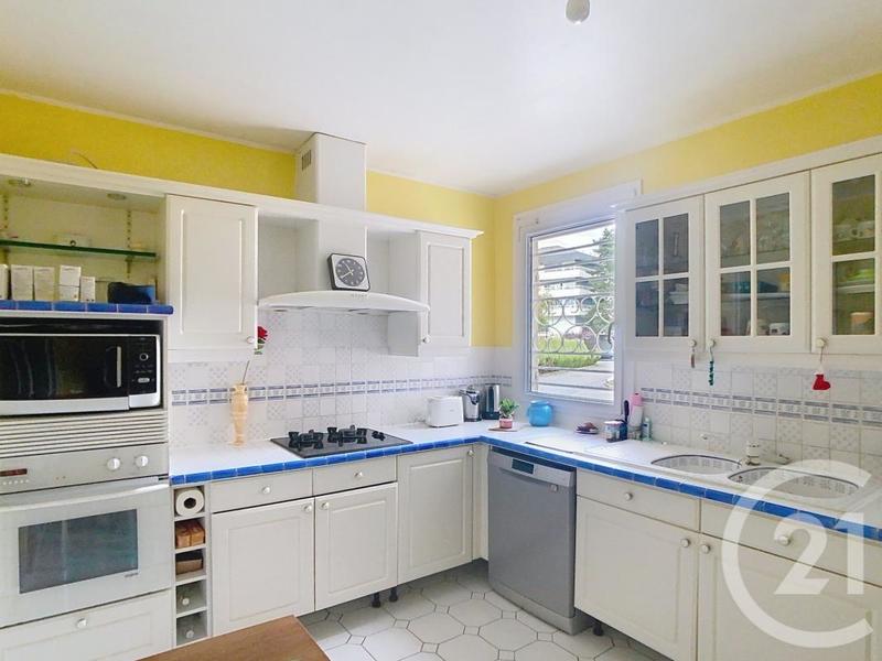 Maison - 117 m² - 6 pièces