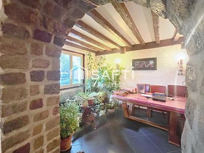 Maison - 98 m² - 5 pièces