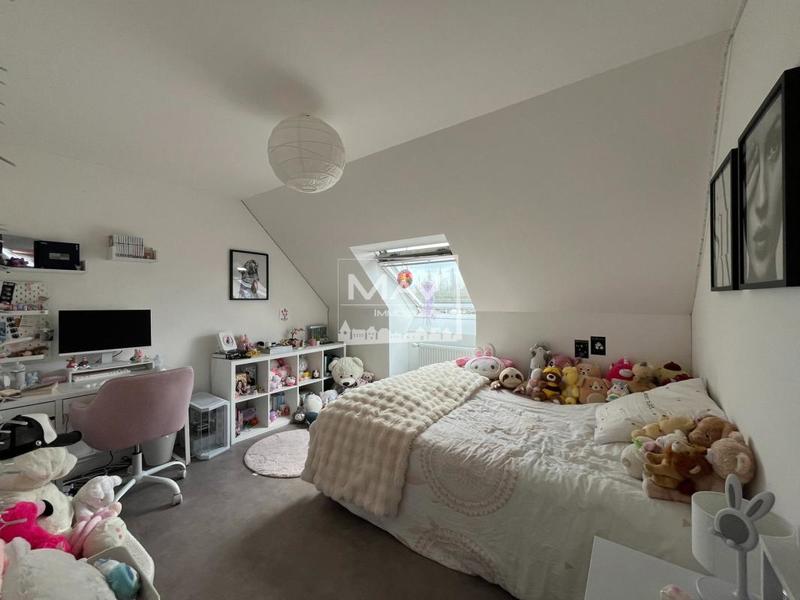 Maison - 98 m² - 4 pièces