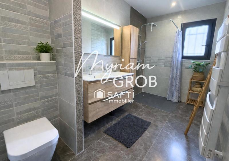 Maison - 115 m² - 5 pièces