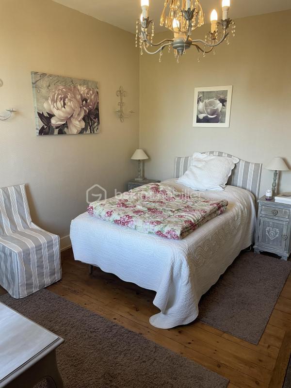 Maison en pierre - 130 m² - 6 pièces