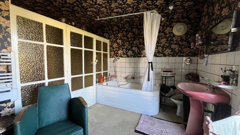 Maison - 165 m² - 7 pièces