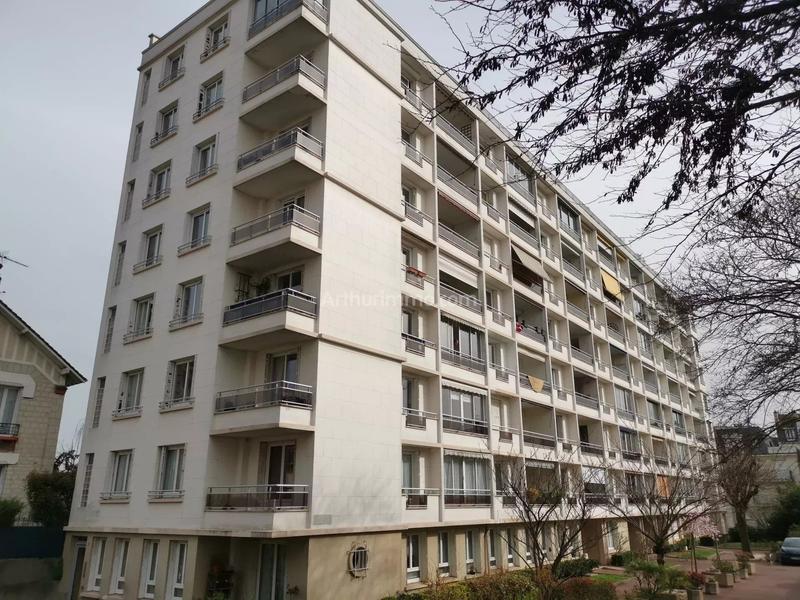 Appartement - 83 m² - 4 pièces