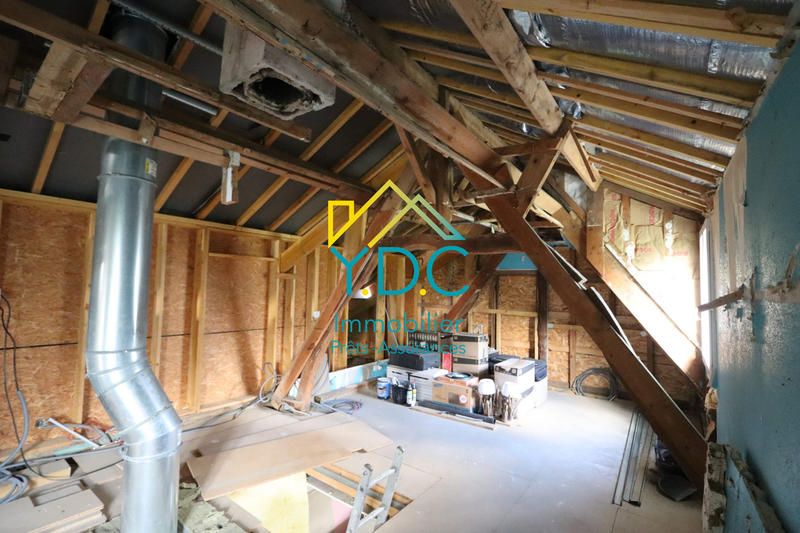 Maison - 85 m² - 4 pièces