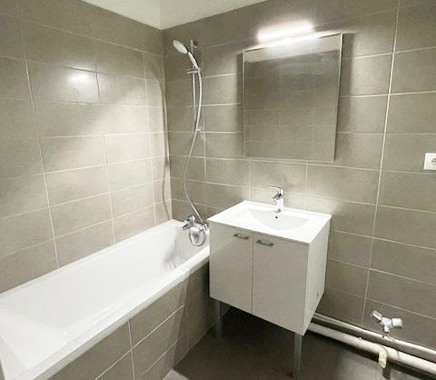 Appartement - 83 m² - 4 pièces