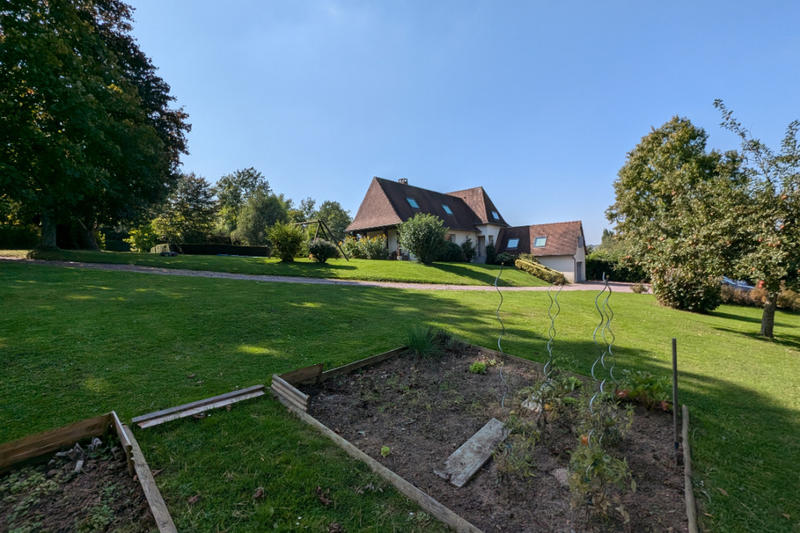 Maison - 198 m² - 10 pièces