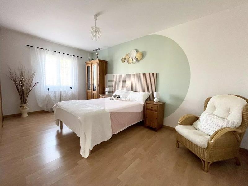 Villa - 225 m² - 7 pièces