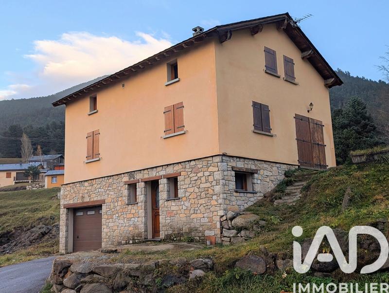 Maison - 151 m² - 5 pièces