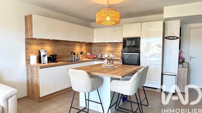 Appartement - 63 m² - 3 pièces