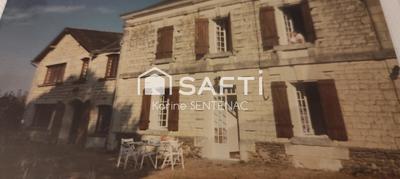 Maison - 211 m² - 6 pièces