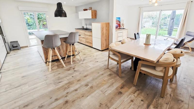 Maison - 170 m² - 5 pièces