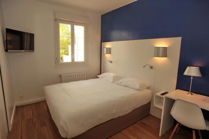 Maison - 586 m² - 24 pièces