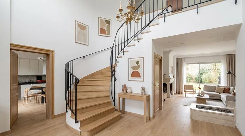 Villa - 286 m² - 8 pièces