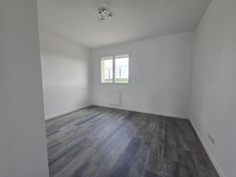 Maison - 95 m² - 5 pièces