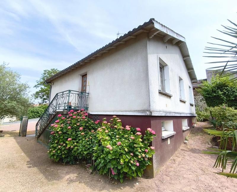 Maison - 92 m² - 4 pièces