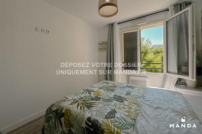 Chambre - 14 m² - 5 pièces