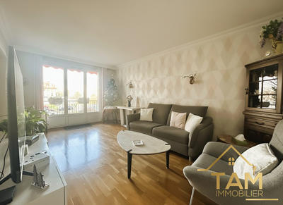 Appartement - 103 m² - 5 pièces