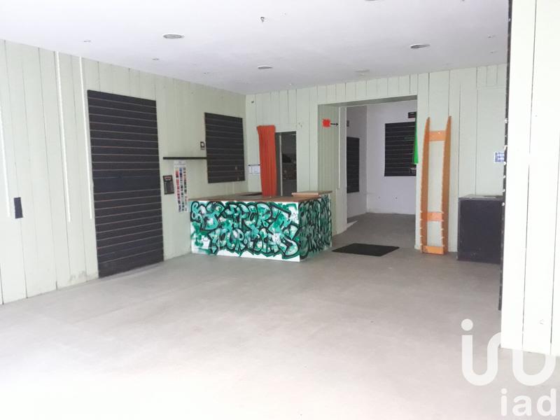 Immeuble - 300 m² - 2 pièces