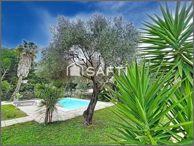 Maison - 152 m² - 6 pièces