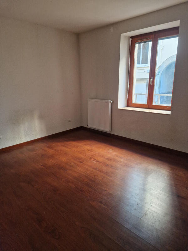 Appartement - 85 m² - 3 pièces