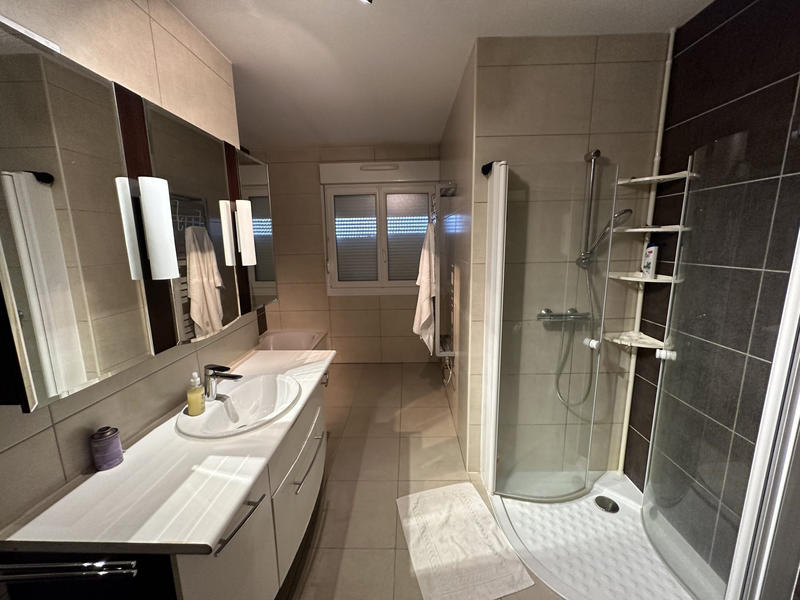 Maison - 122 m² - 5 pièces