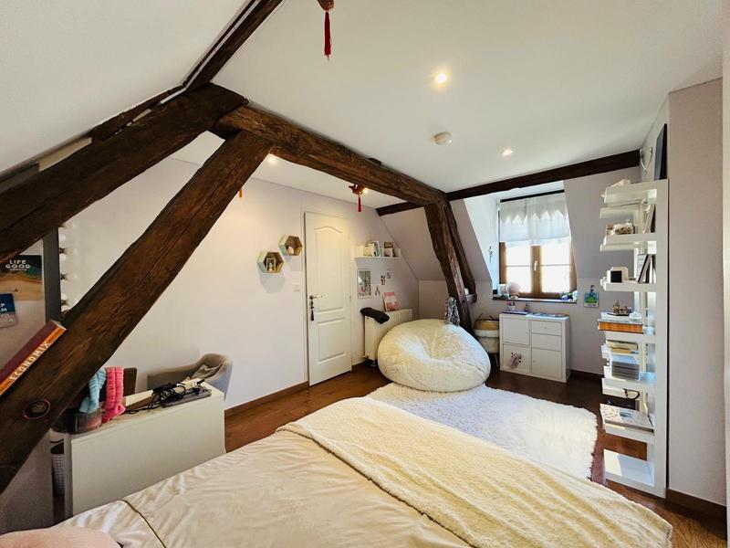 Maison ancienne - 226 m² - 9 pièces