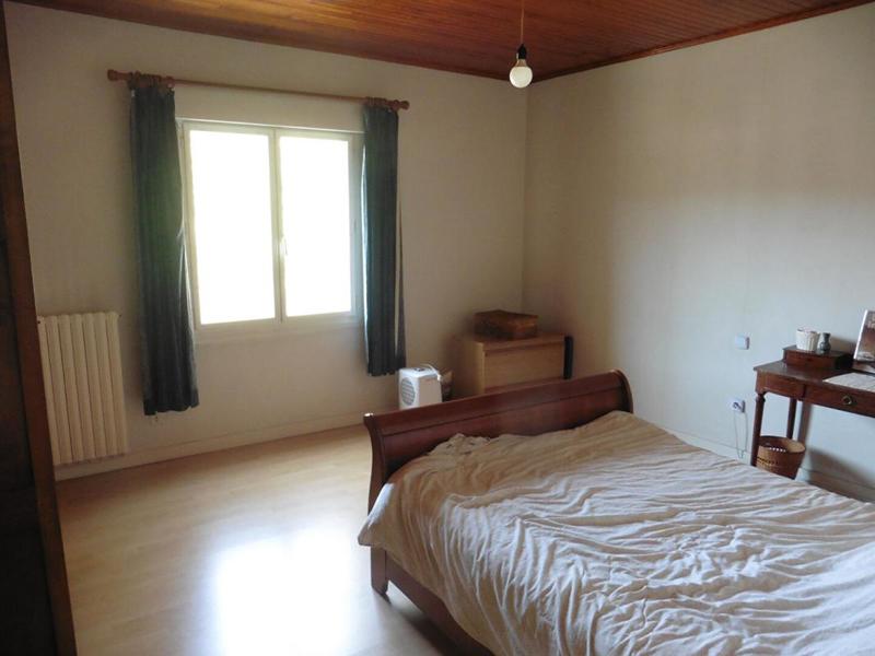 Maison - 206 m² - 9 pièces