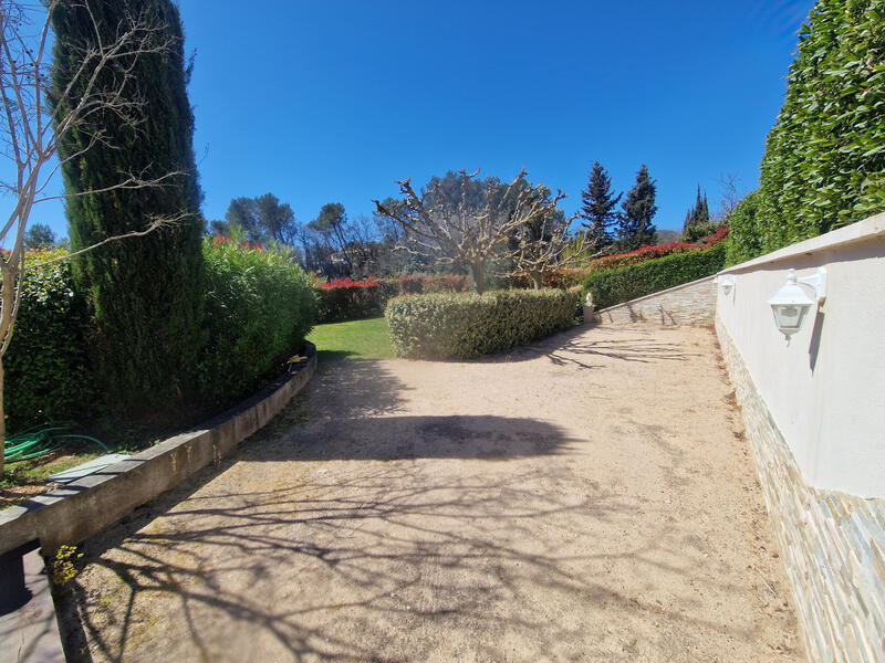 Maison - 129 m² - 5 pièces