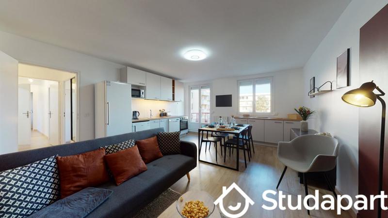 Chambre - 10 m² - 1 pièce