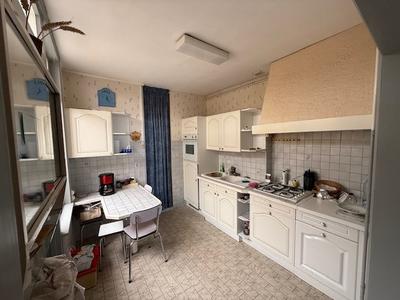 Maison - 122 m² - 5 pièces