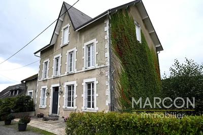 Maison - 250 m² - 3 pièces