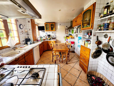 Maison - 170 m² - 8 pièces