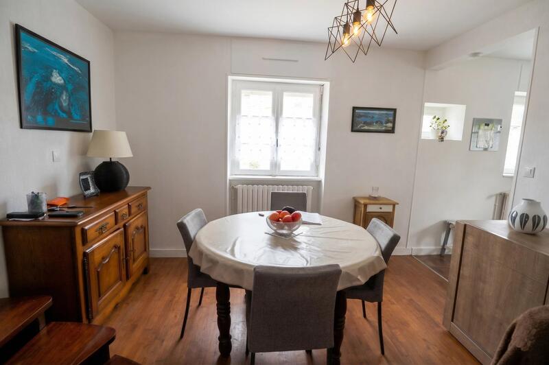 Maison - 90 m² - 5 pièces