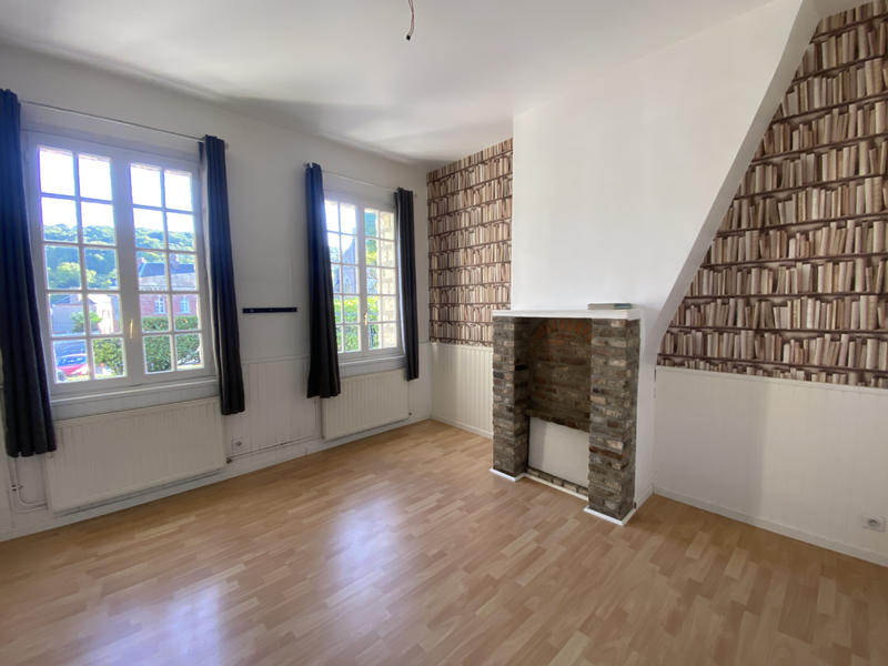 Maison - 150 m² - 10 pièces