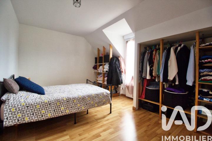 Maison - 208 m² - 6 pièces