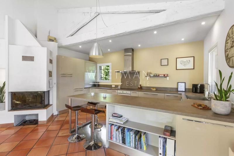 Villa - 139 m² - 6 pièces