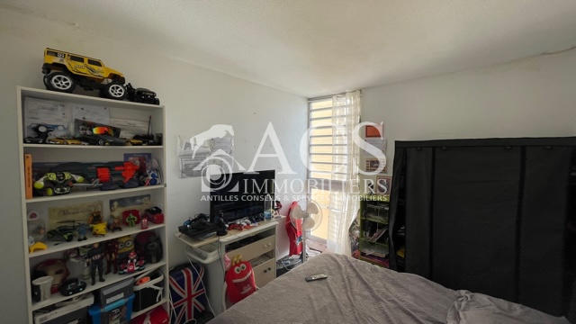 Appartement - 65 m² - 4 pièces