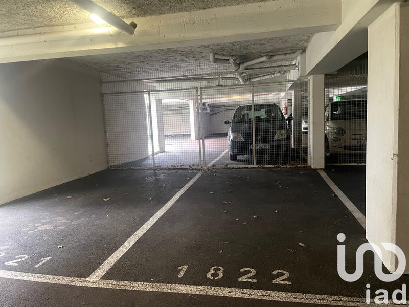 Parking - 12 m²